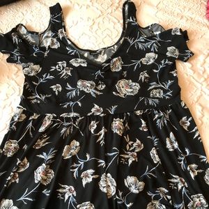 Torrid floral shirt.